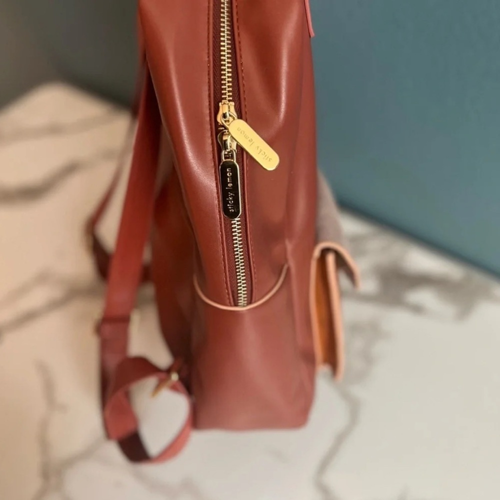 Kids Universal Sticky Lemon Rust and Tan Backpack with Front Pocket - Picture 11 of 15